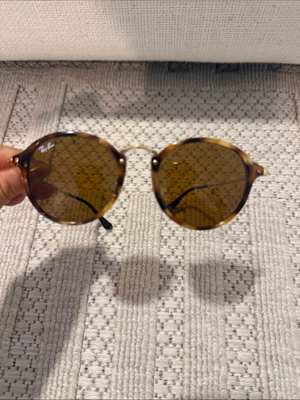 Ray-Ban Round Tortoiseshell Frame Sunglasses with Brown Lenses 4921